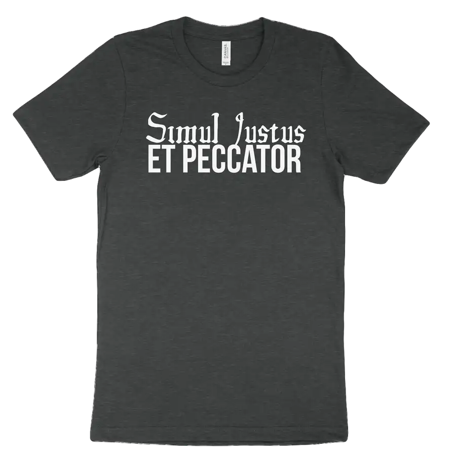 Simul Justus et Peccator Tee